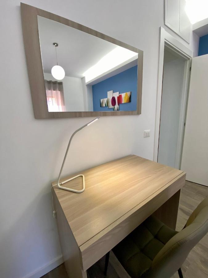 Casa Magrini - Intero Appartamento In Roma Marconi Esterno foto