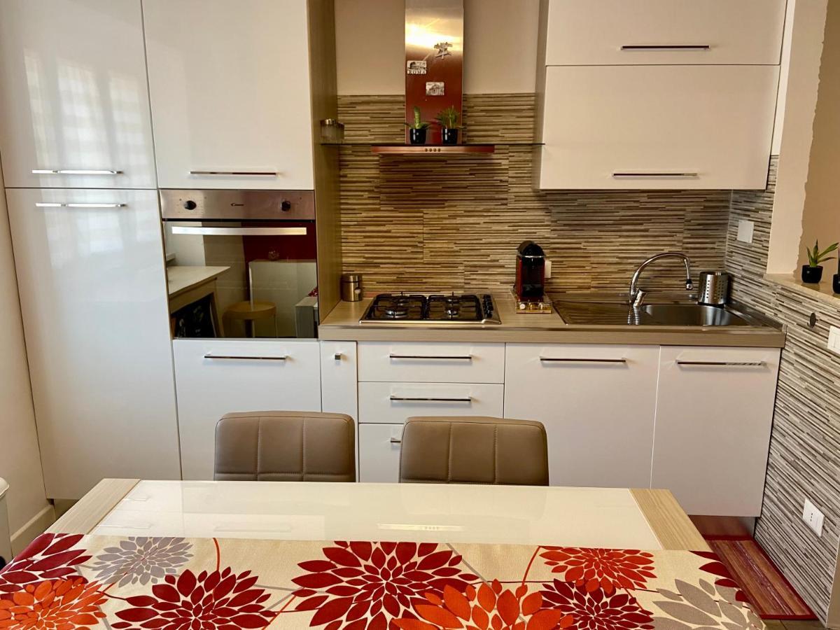 Casa Magrini - Intero Appartamento In Roma Marconi Esterno foto